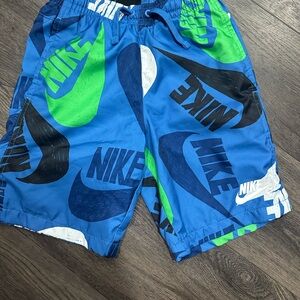 Nike Men's Blue and Green Athletic Shorts